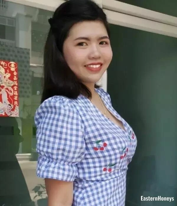 Tina Profile image 1